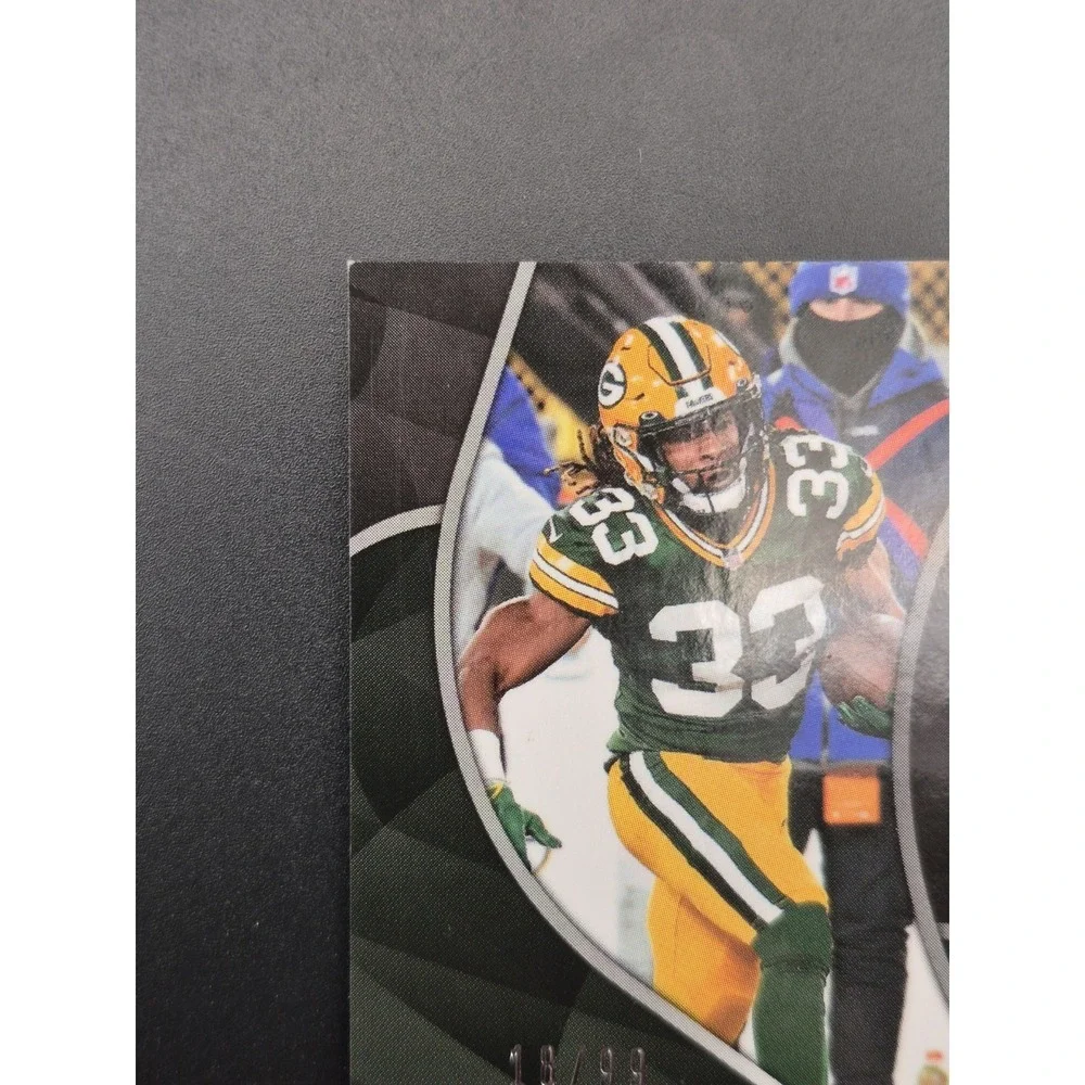 2022 Panini Spectra Aaron Jones #39 Celestial Prizm /99  Green Bay Packers